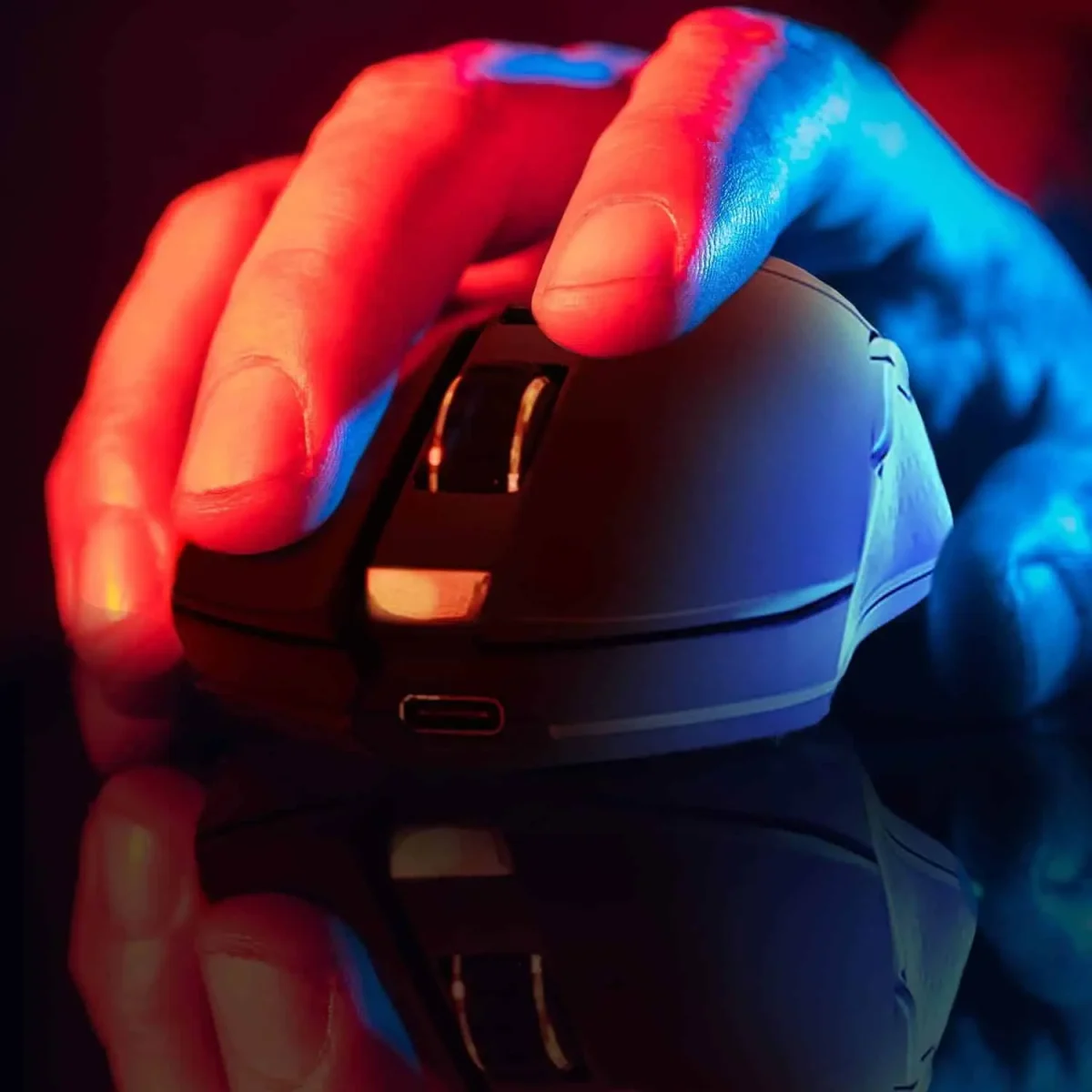 ماوس بازی بی‌سیم قابل شارژ Klim Blaze RGB + سنسور با دقت بالا