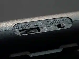 رابط صوتی قابل حمل گیتار IK Multimedia iRig 2 - Image 5